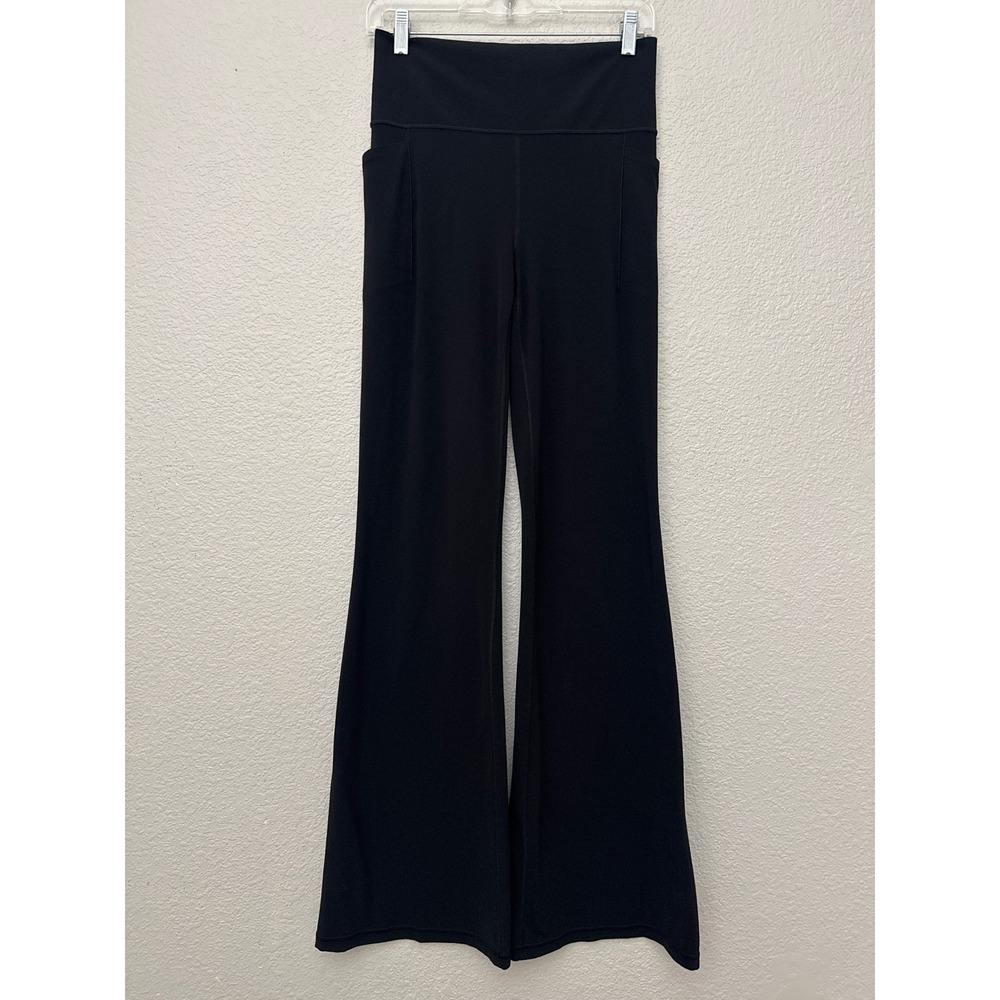 Athleta Salutation Stash Flare Legging Pants Black High Rise Pockets Medium Tall